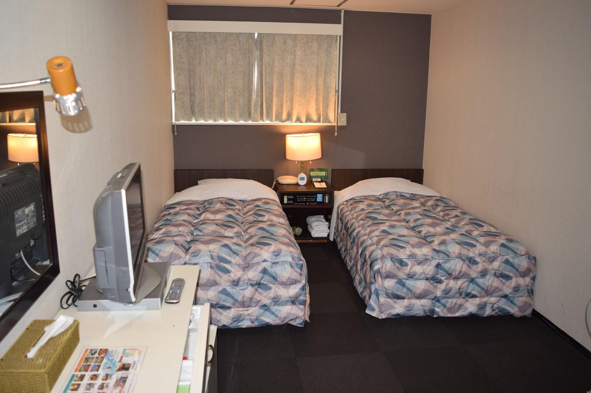 Hotel Yamanouchi Наха Экстерьер фото