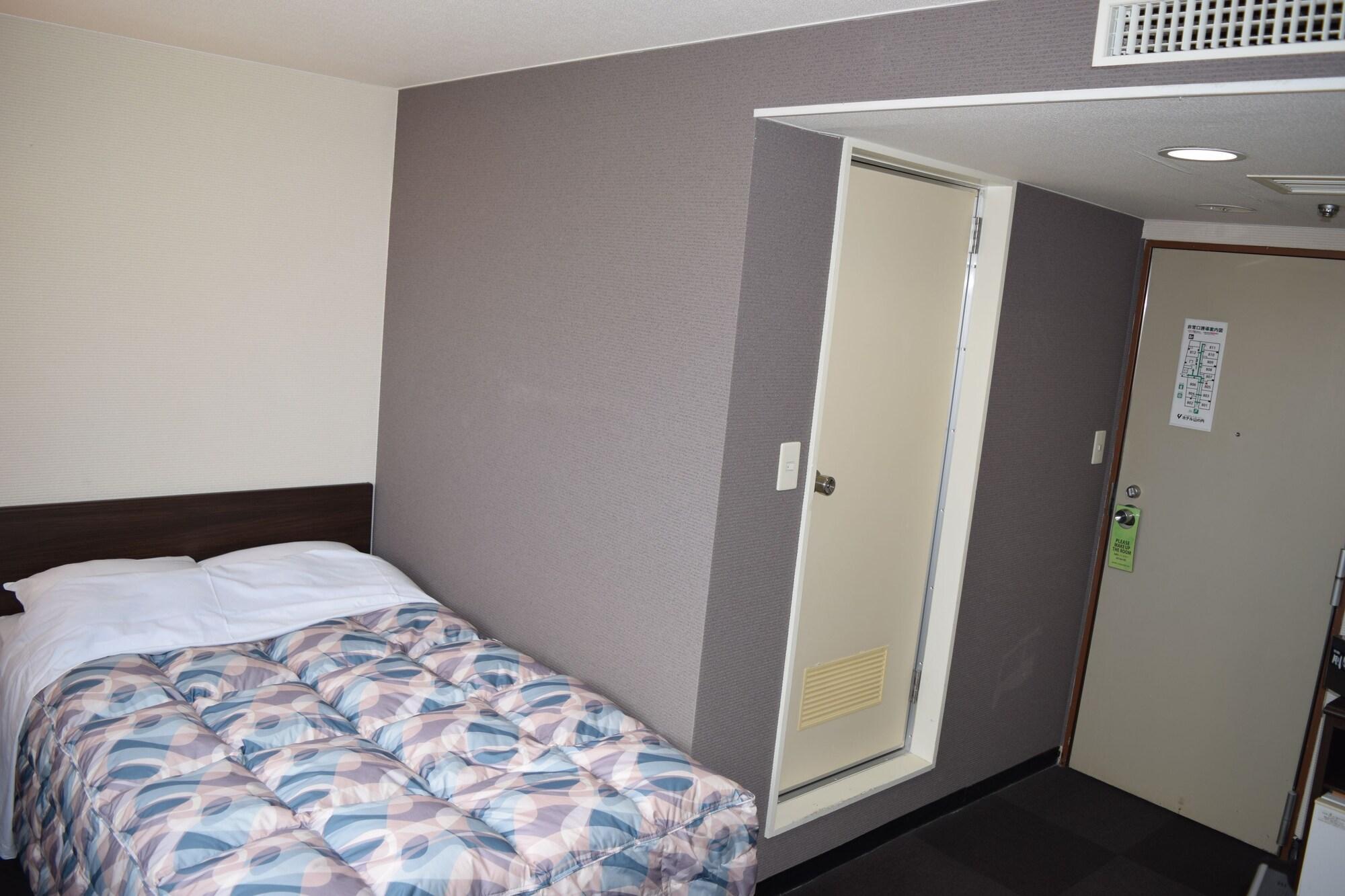 Hotel Yamanouchi Наха Экстерьер фото