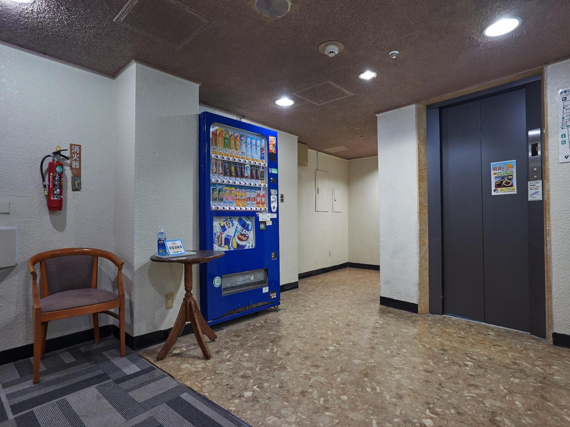 Hotel Yamanouchi Наха Экстерьер фото
