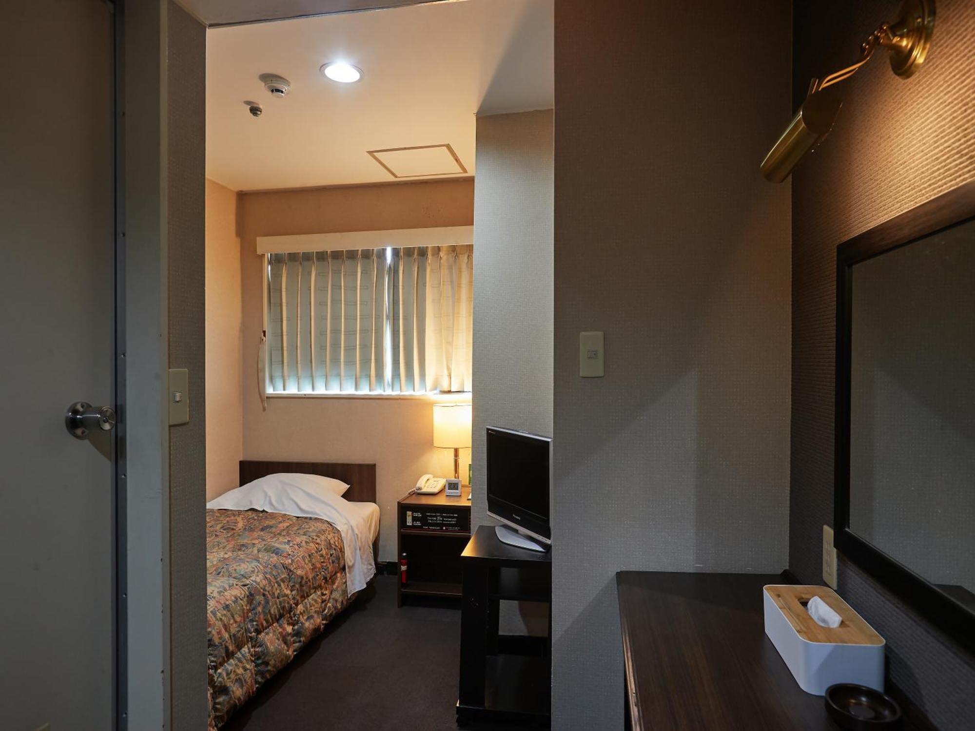Hotel Yamanouchi Наха Экстерьер фото